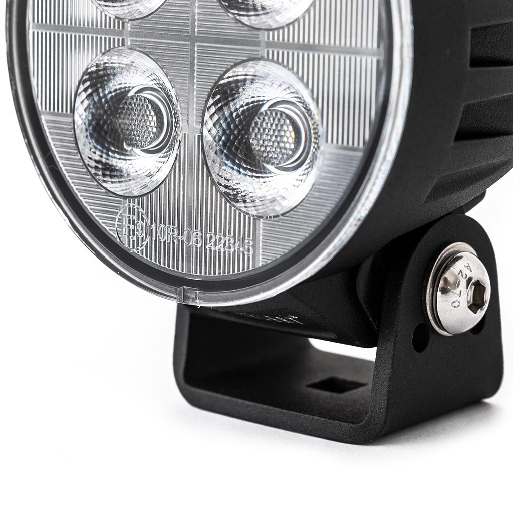TRALERT WF-4038R round LED work light - lens and mounting bracket detail